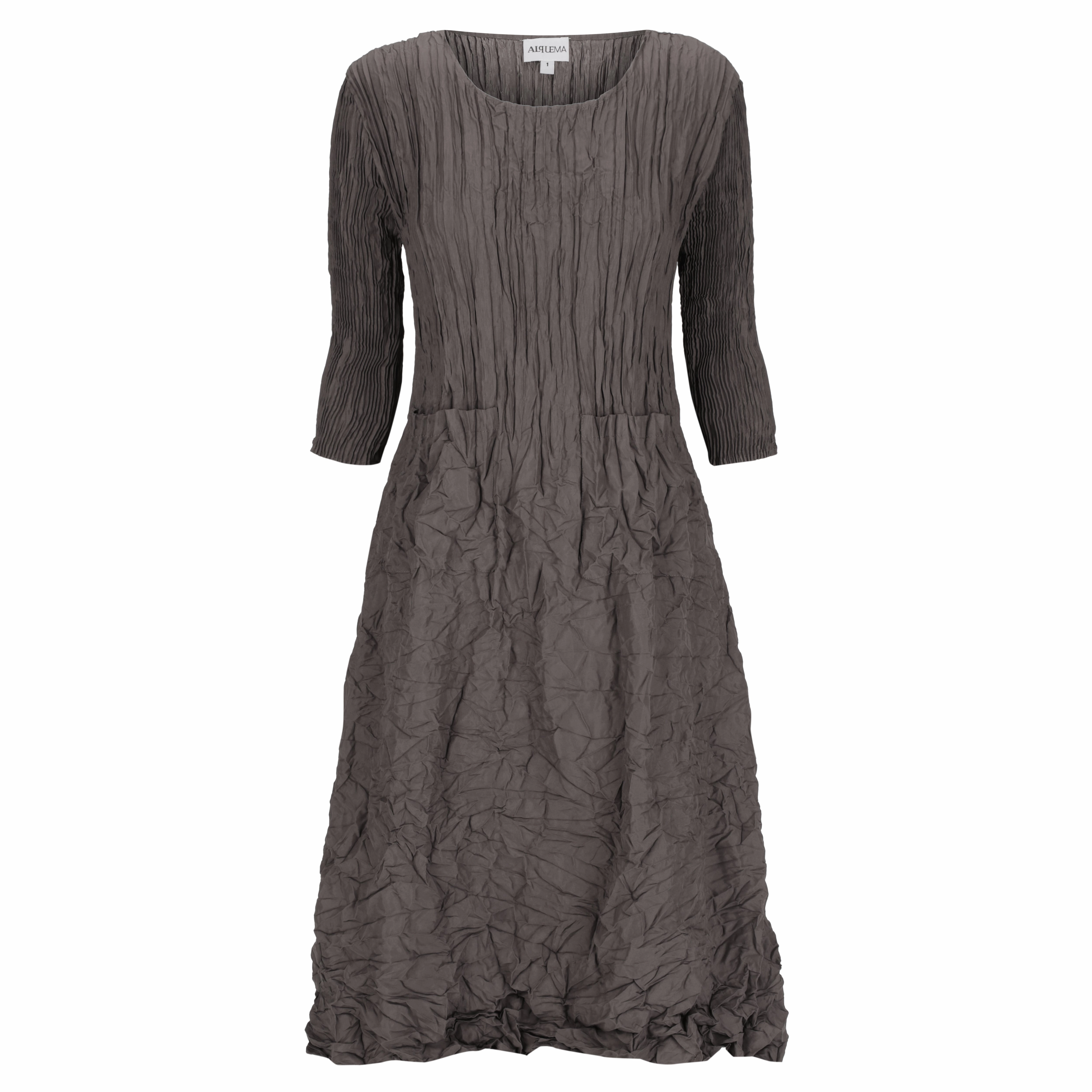 Outdoor Style Staple NonRestrictiveFit 3/4 Sleeve Smash Pocket Dress - Plain Colours | AW24