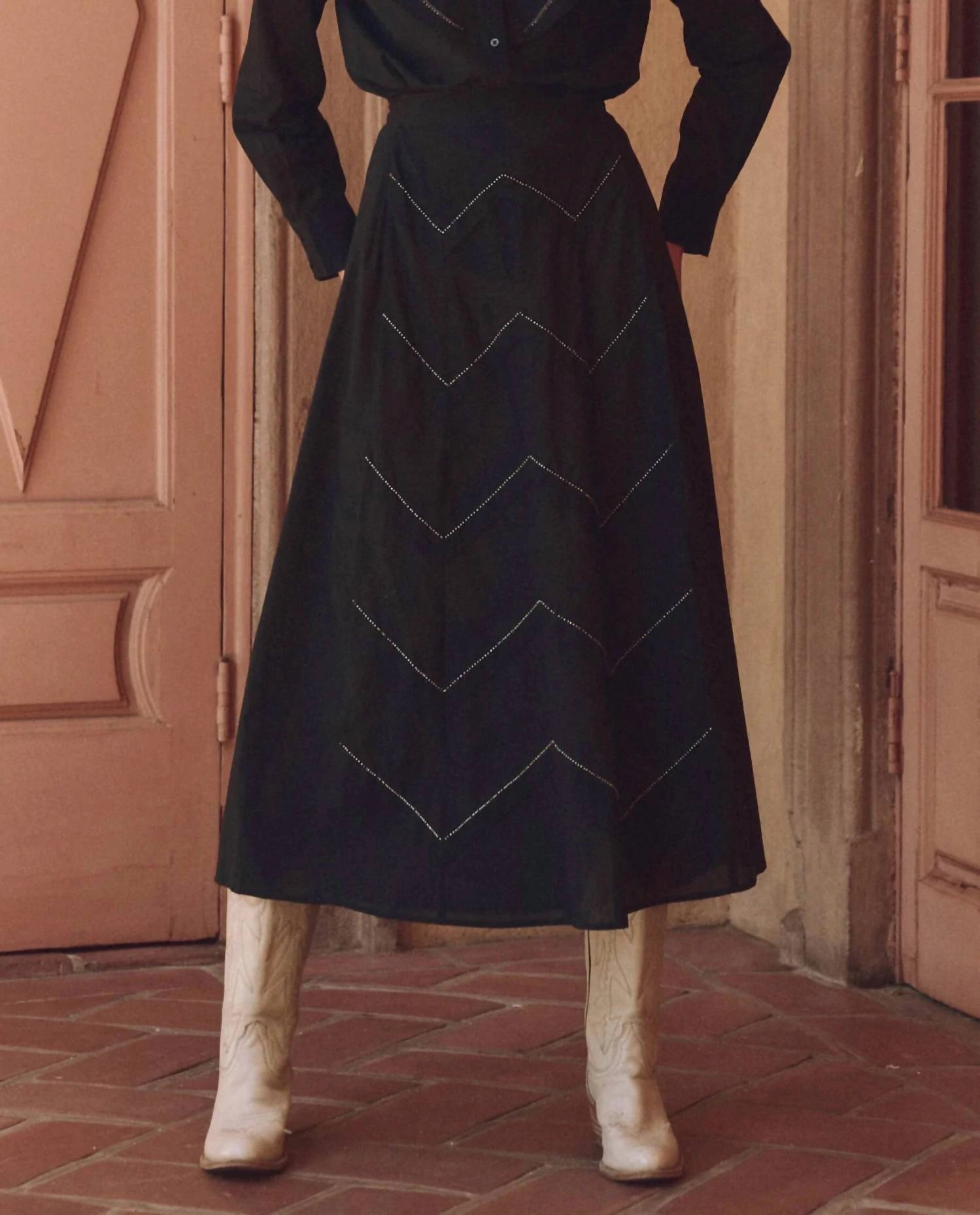 Elegant Feel Laid Back Look Beaded Chevron Skirt In Black