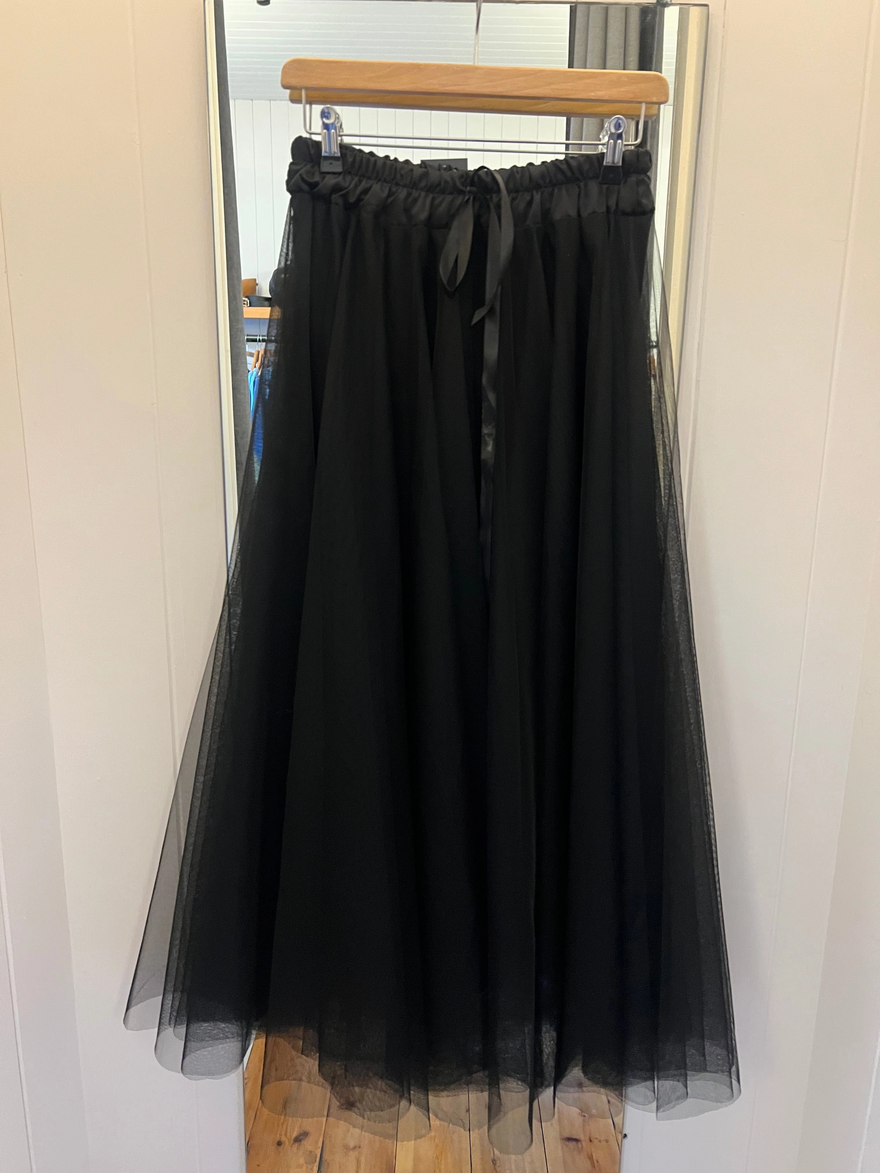 Billi Tulle Skirt - Black LightweightFabric