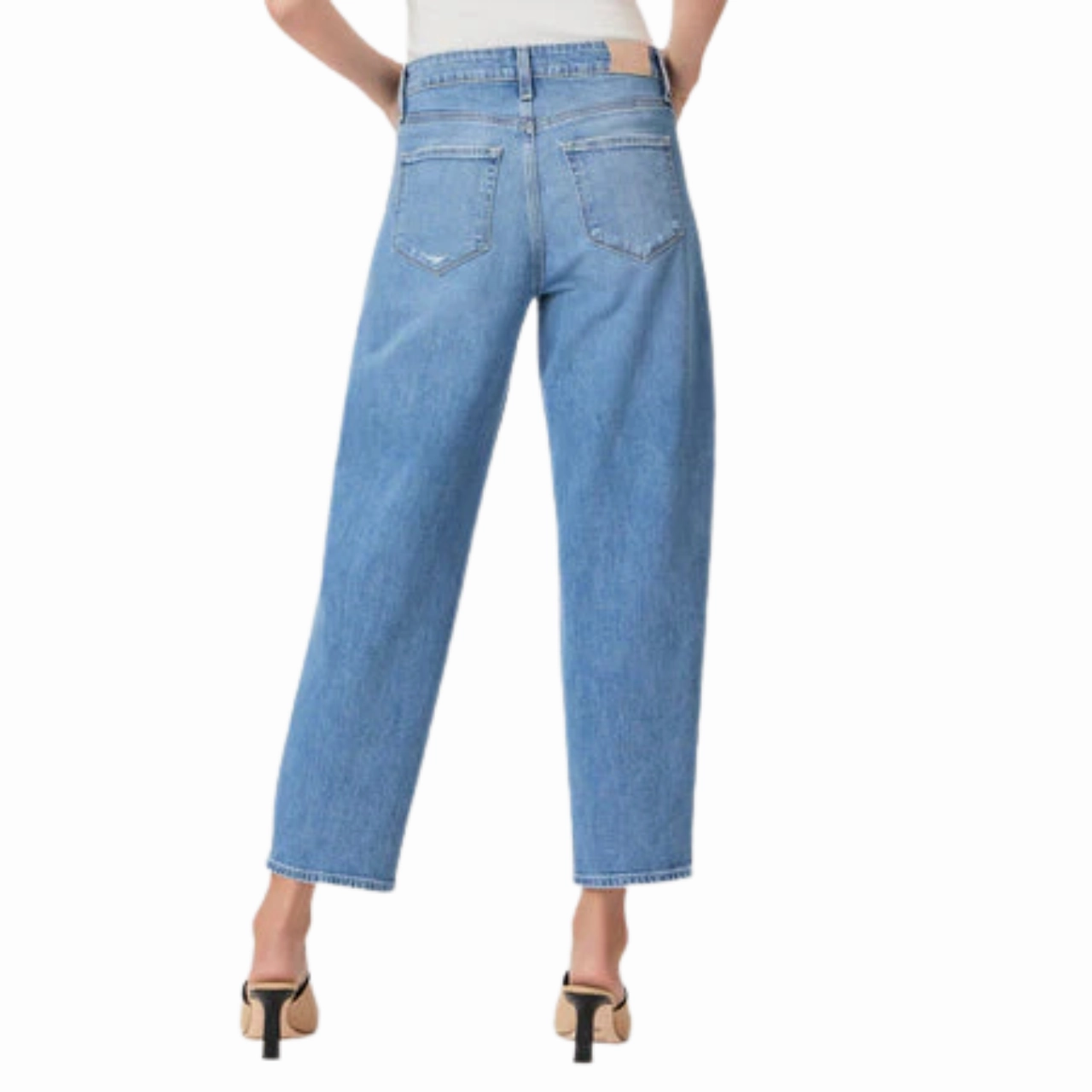 Alexis Poet Jean Outfit Basic Sharp Silhouette