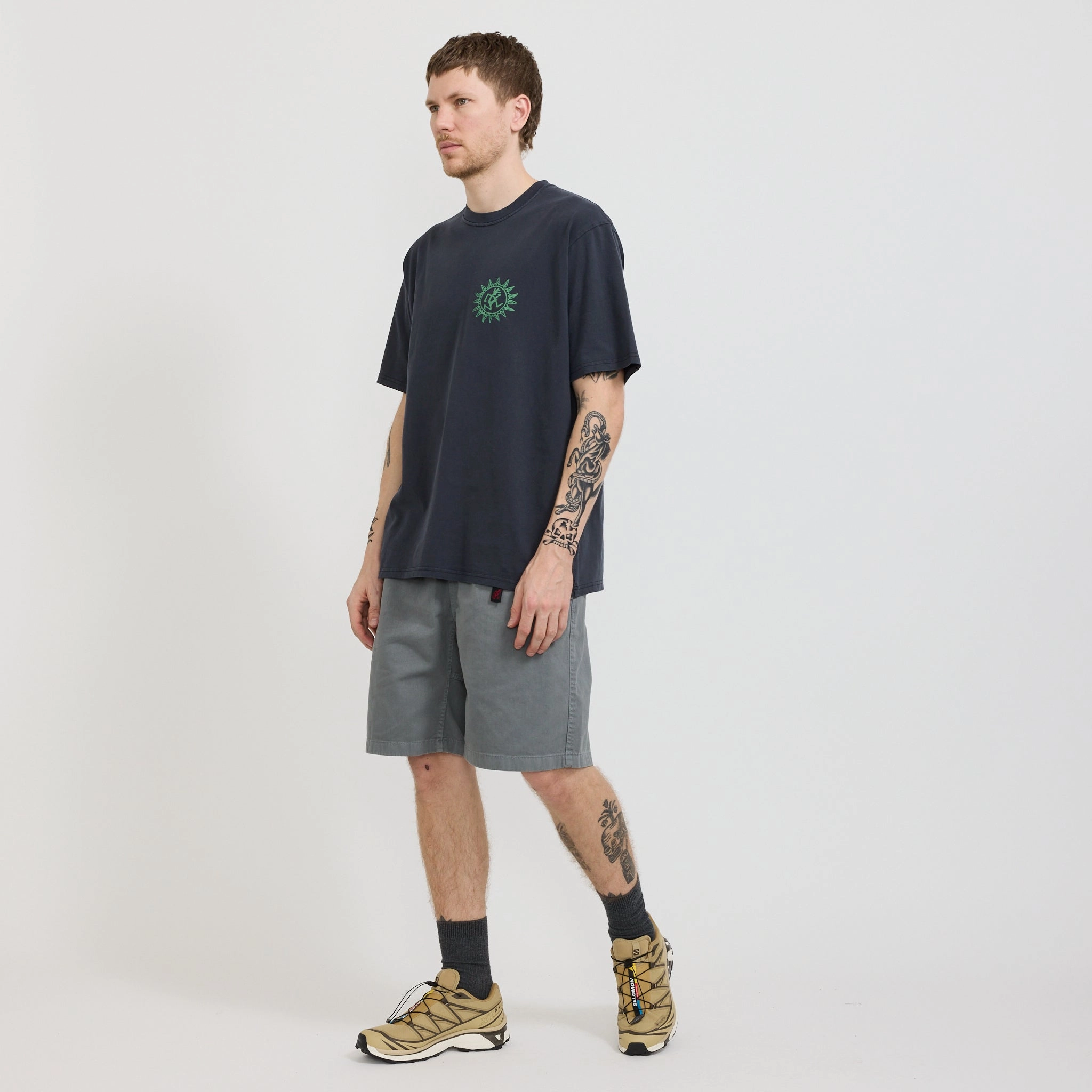 G-Short Seal Clean Aesthetic