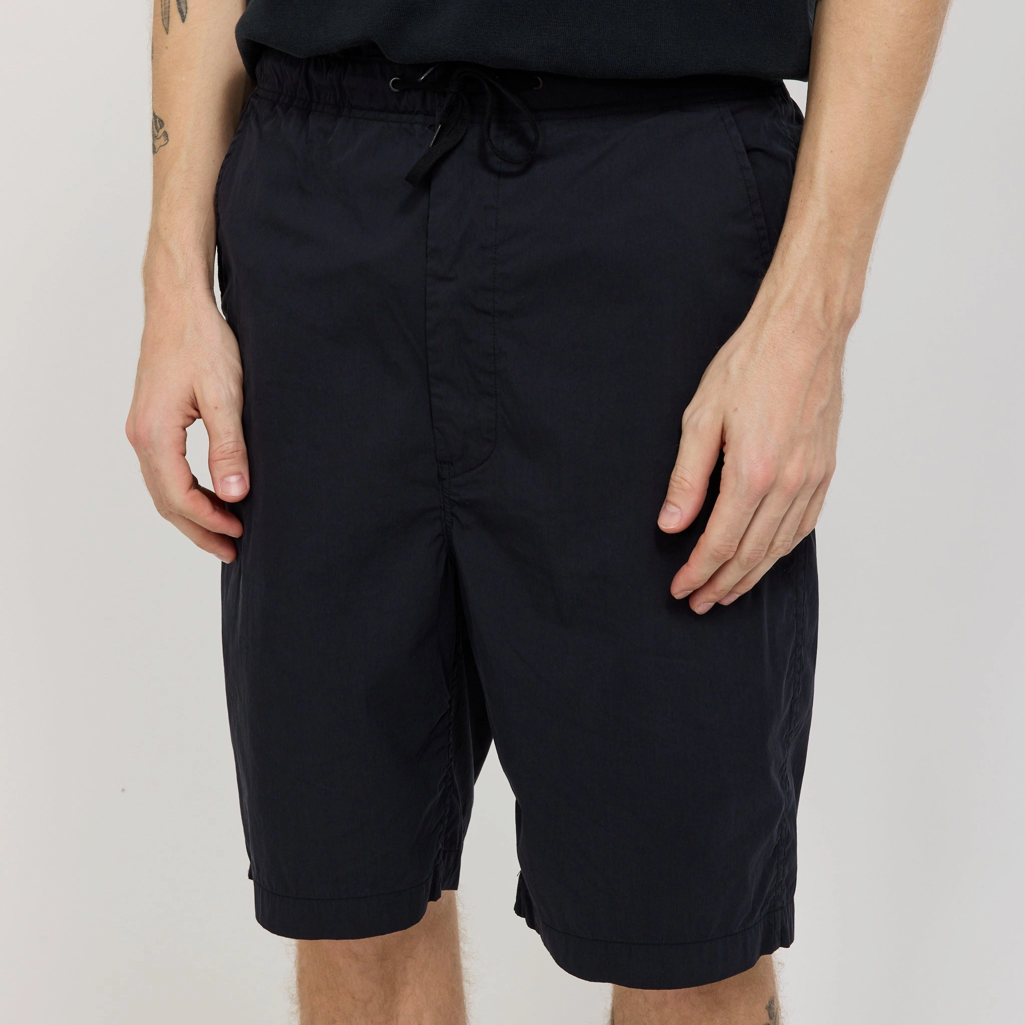 Durable Hemming Wide Fit New Yorker Shorts Black