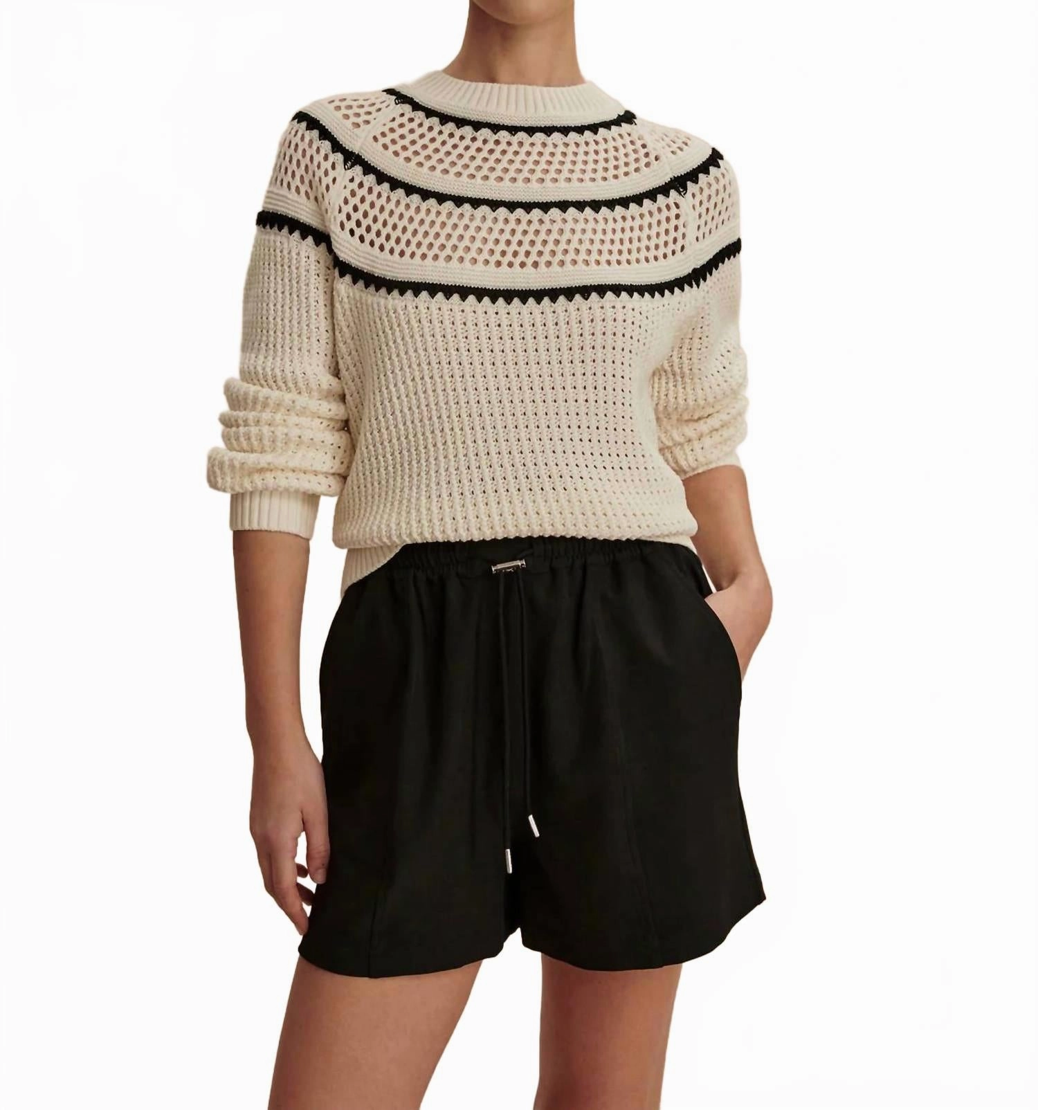 Esmond Short In Black ElasticHem denim material