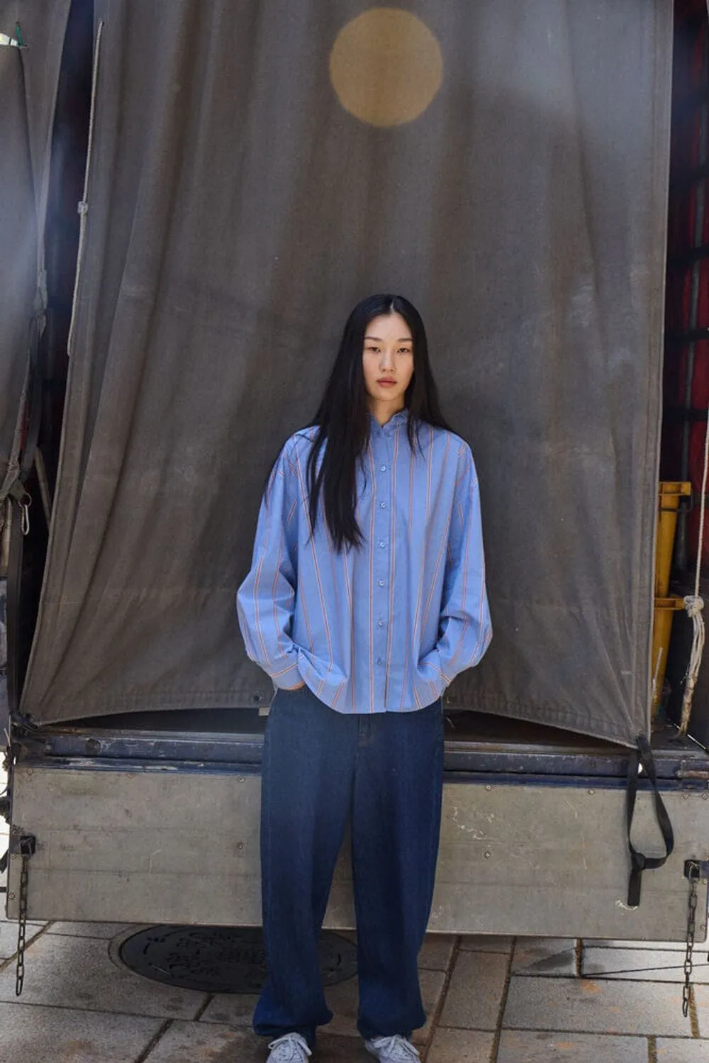 YONDER BLUE STRIPE BUTTON DOWN VentilatedMeshPaneling NoSlipGripperBand