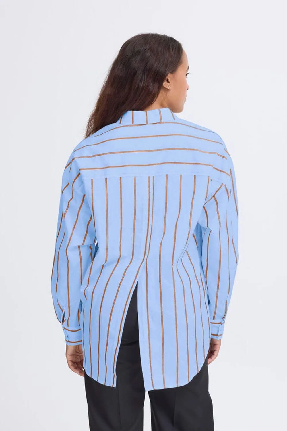 YONDER BLUE STRIPE BUTTON DOWN SoftBrushed