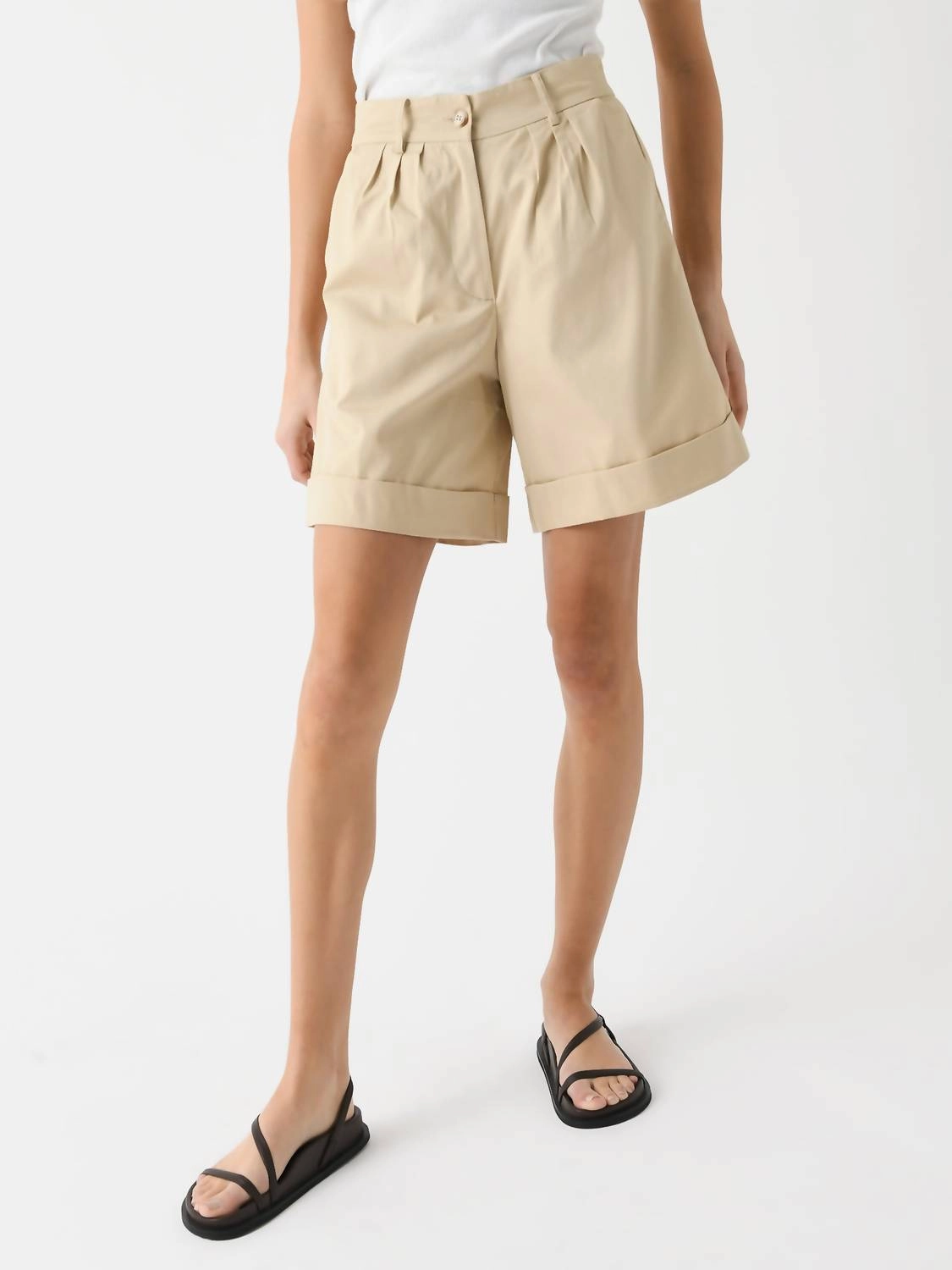 Campania Short In Bleached Sand Durable Waistband