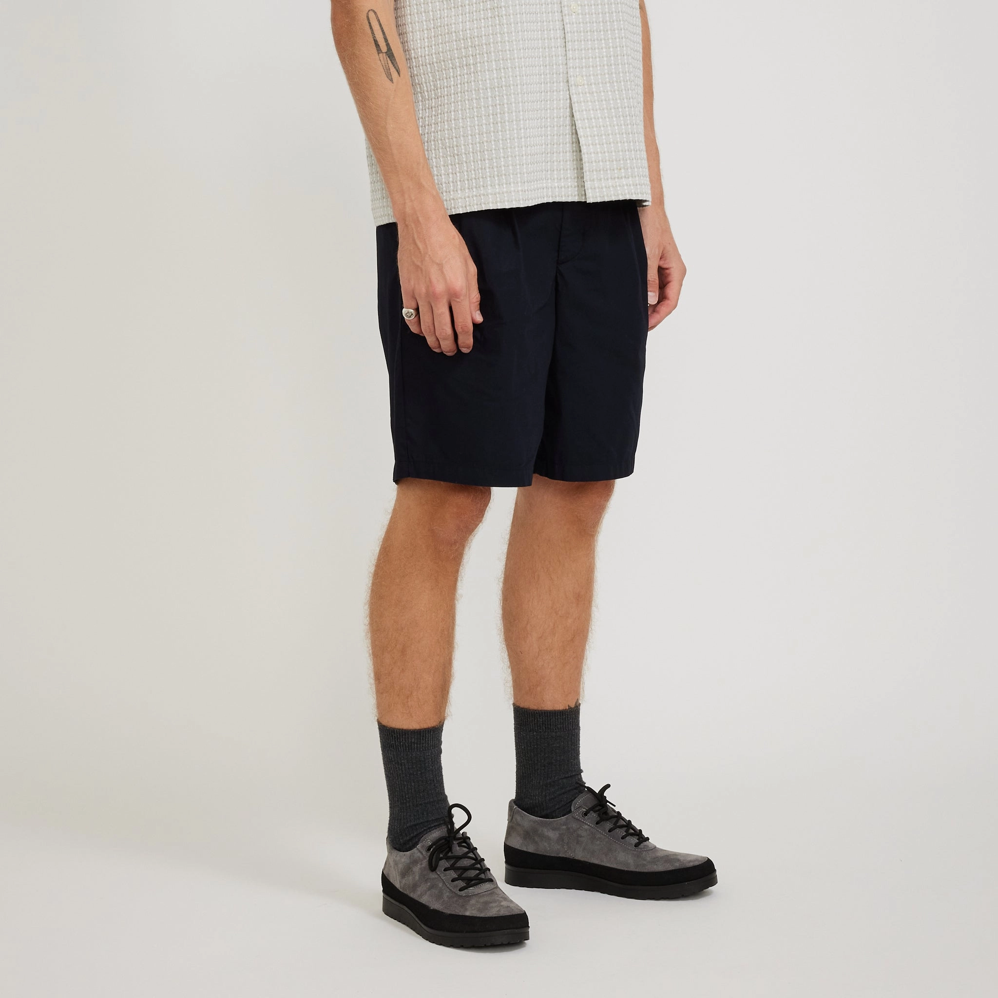 cheering section Benn Relaxed Typewriter Pleated Short Dark Navy