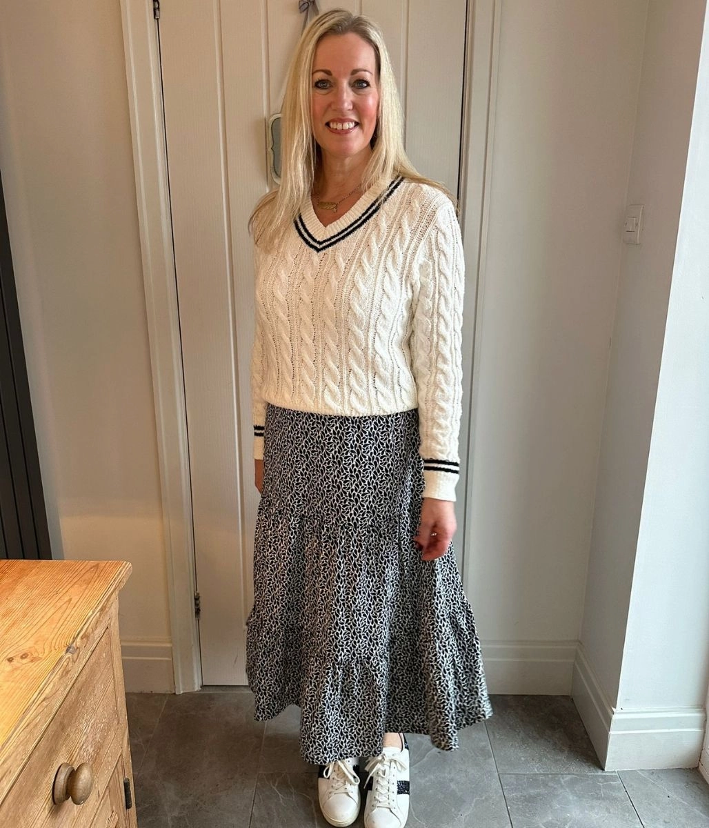 Black & Ivory Cricket Jumper Chic Knit