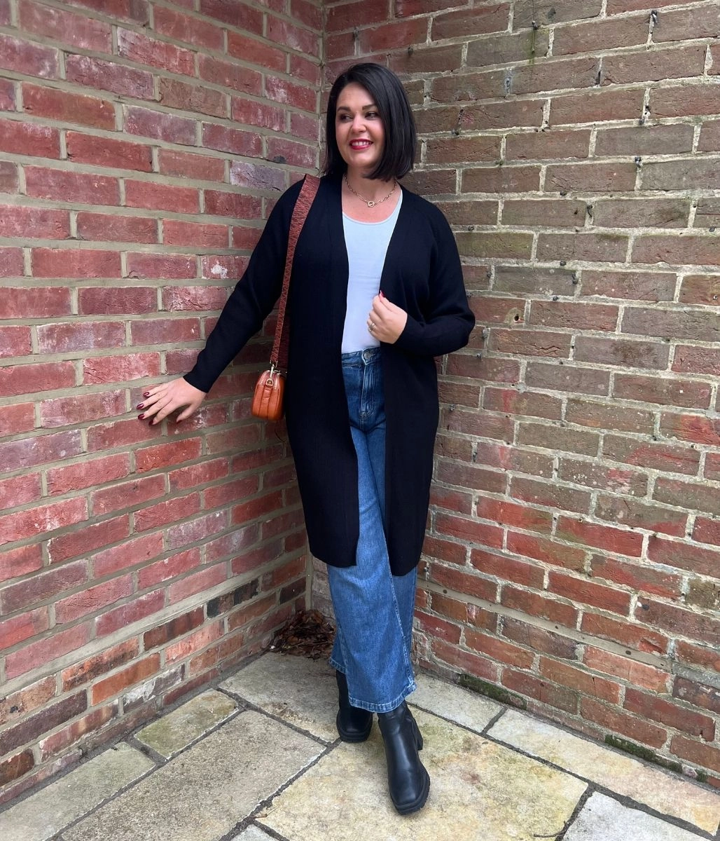 Black Ribbed Longline Cardigan Casual Performance Wear Cozy Knit Style