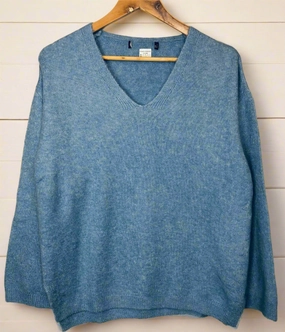 Trendy Layers Flexible Layers Blue Relaxed V Neck Jumper
