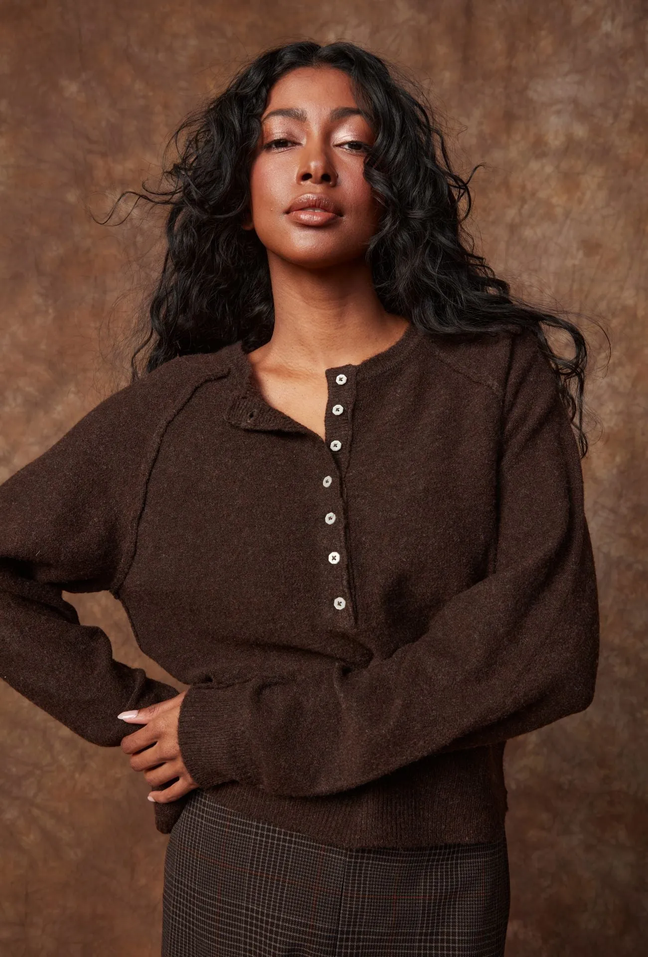 BROWN HENLEY LONG SLEEVE Erasable Surface Coating Compact Weave Fabric