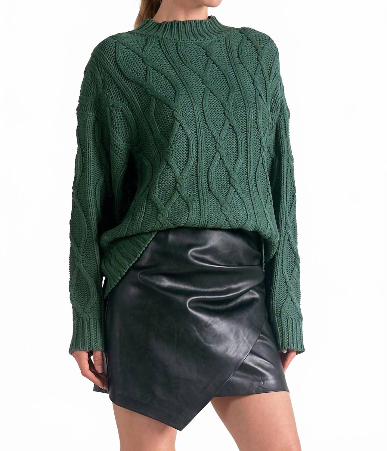 Comfy Fashion Crewneck Cable Knit Sweater In Dark Green