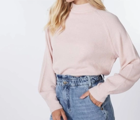Snuggle Style Cable Raglan Sweater In Sepia Rose