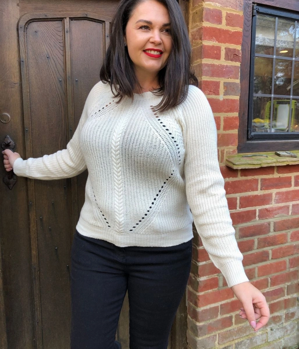 Classic Knit Design Ivory Diamond Cable Jumper