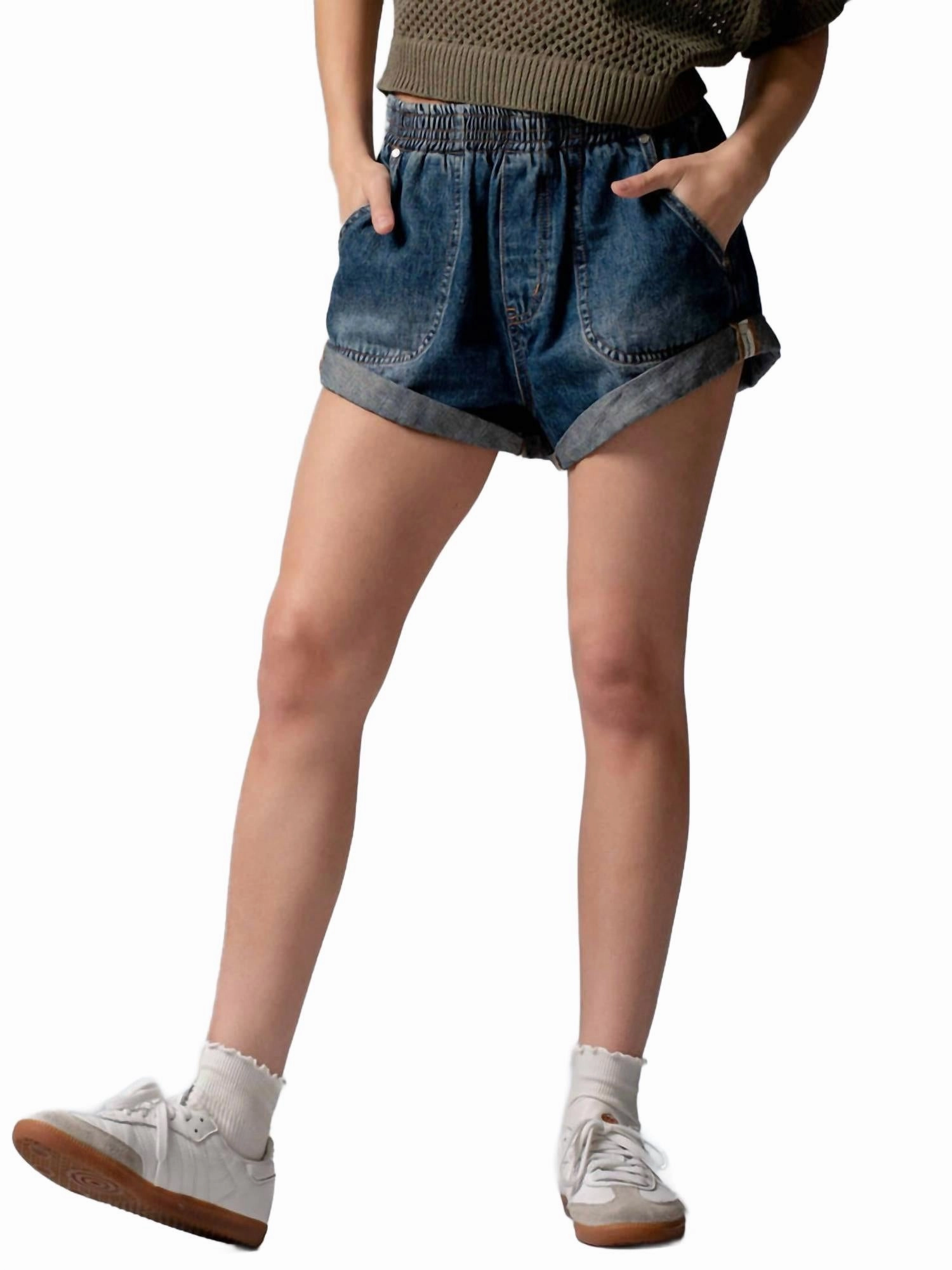 Cuffed Short In Denim Snag Free Design Weightless Travel Design