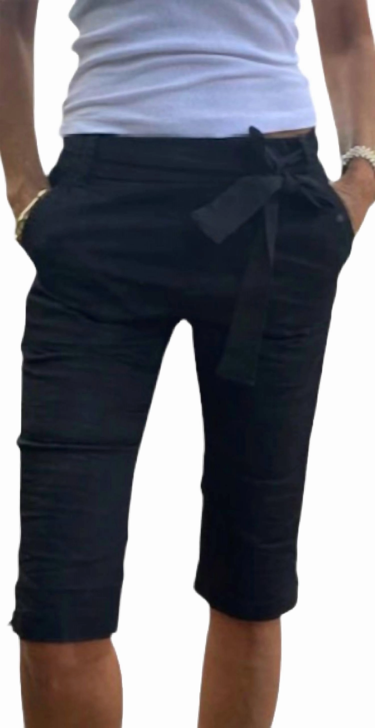 Dafna Bermuda Short In Black Odor-resistant