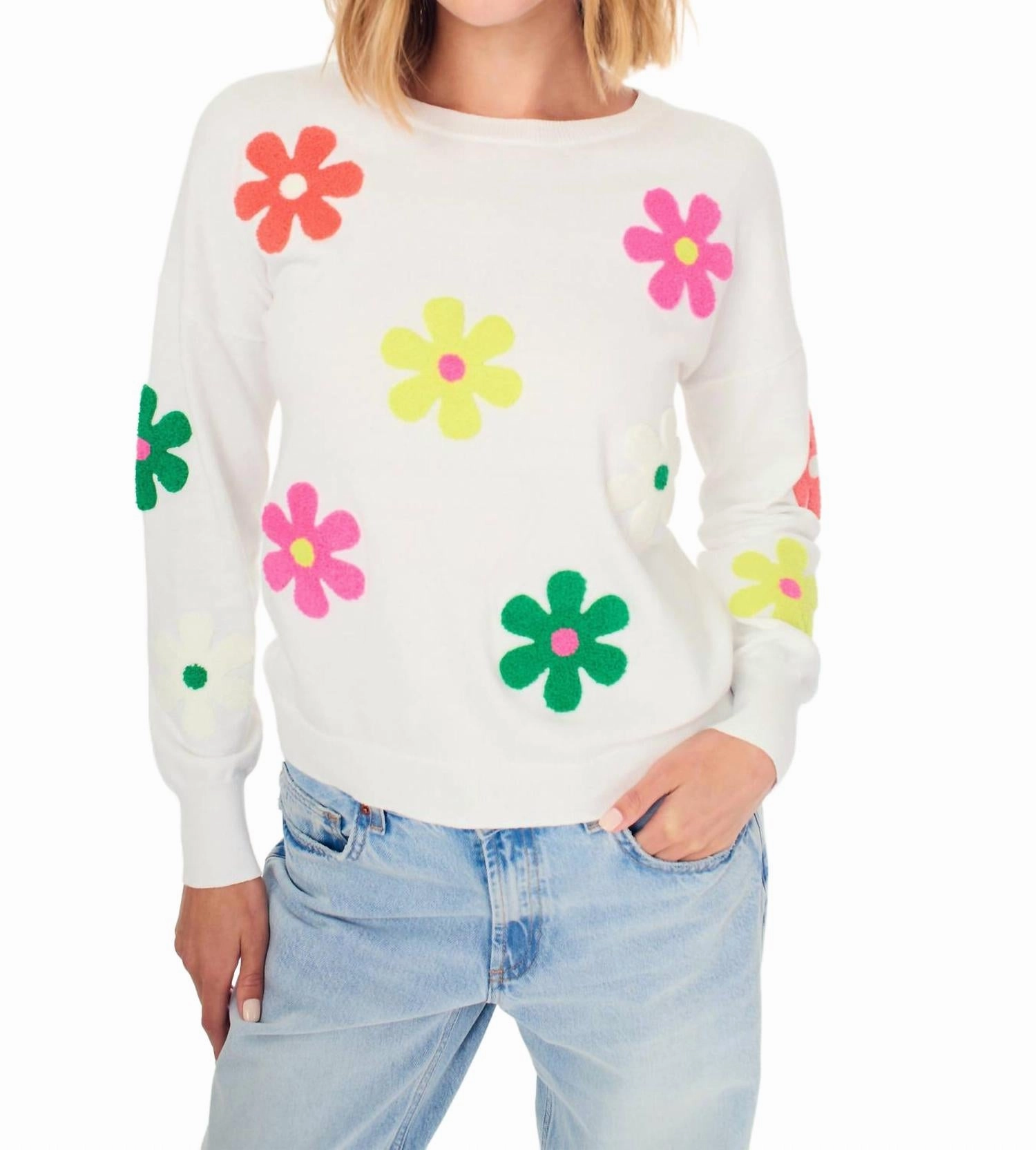 Cozy Fit Wear Daisy Garden Crewneck Pullover In White