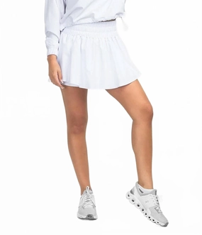 Hybrid Performance Skort In Bright White Stretch Fit Temperature Regulating Tech