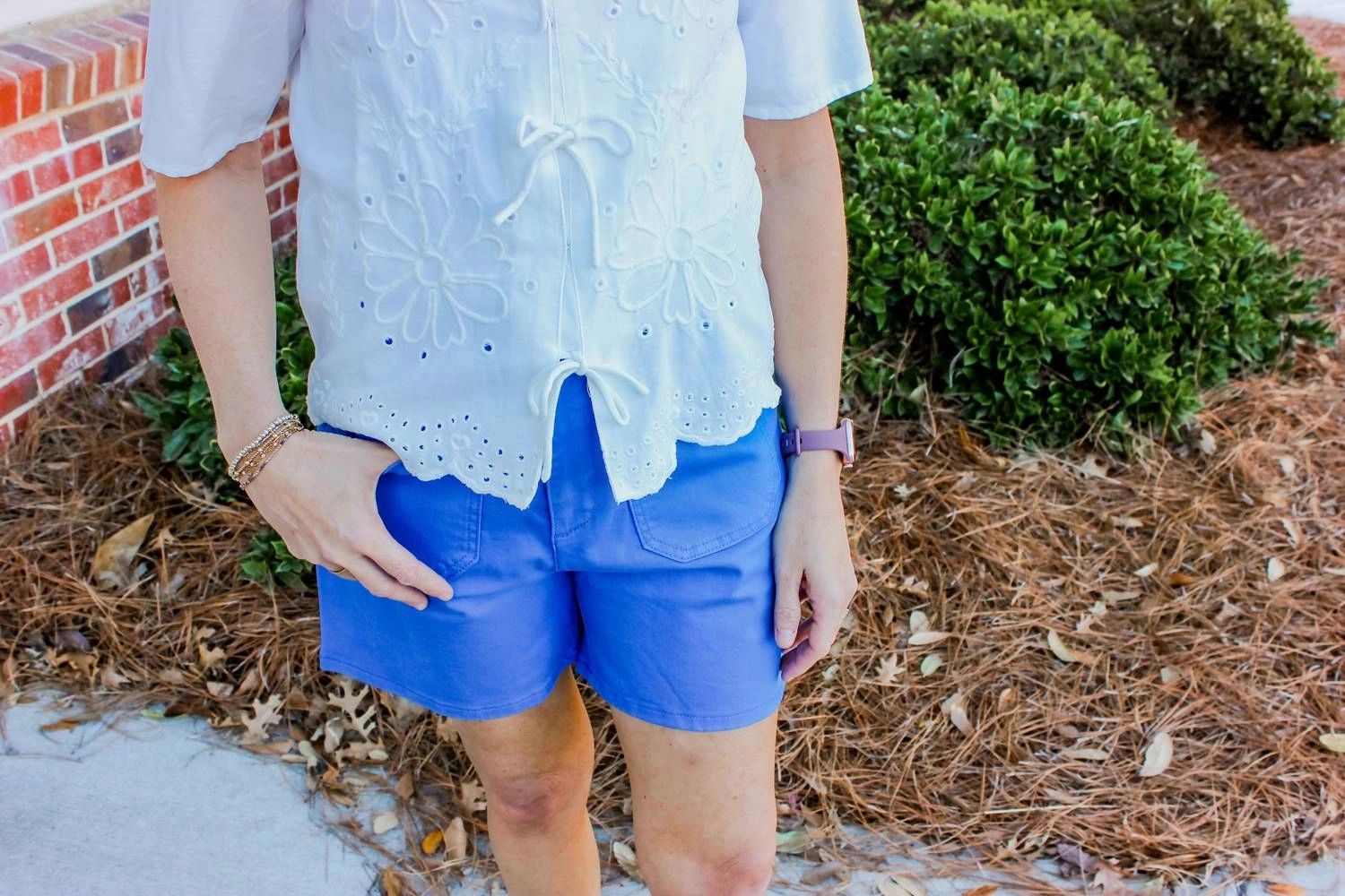 Flexible Gusset garden party wear Women's Front Patch Pocket Short In Blue