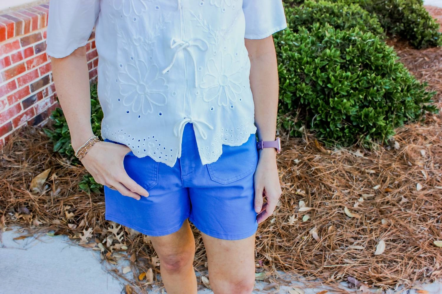 Women's Front Patch Pocket Short In Blue skiing gear Stretch waistband