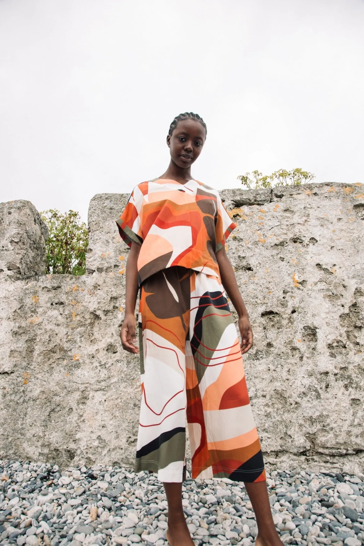 Evora-Paige Tencel Trousers in Rockpool Print Chafe-Free Fit SeamlessPockets