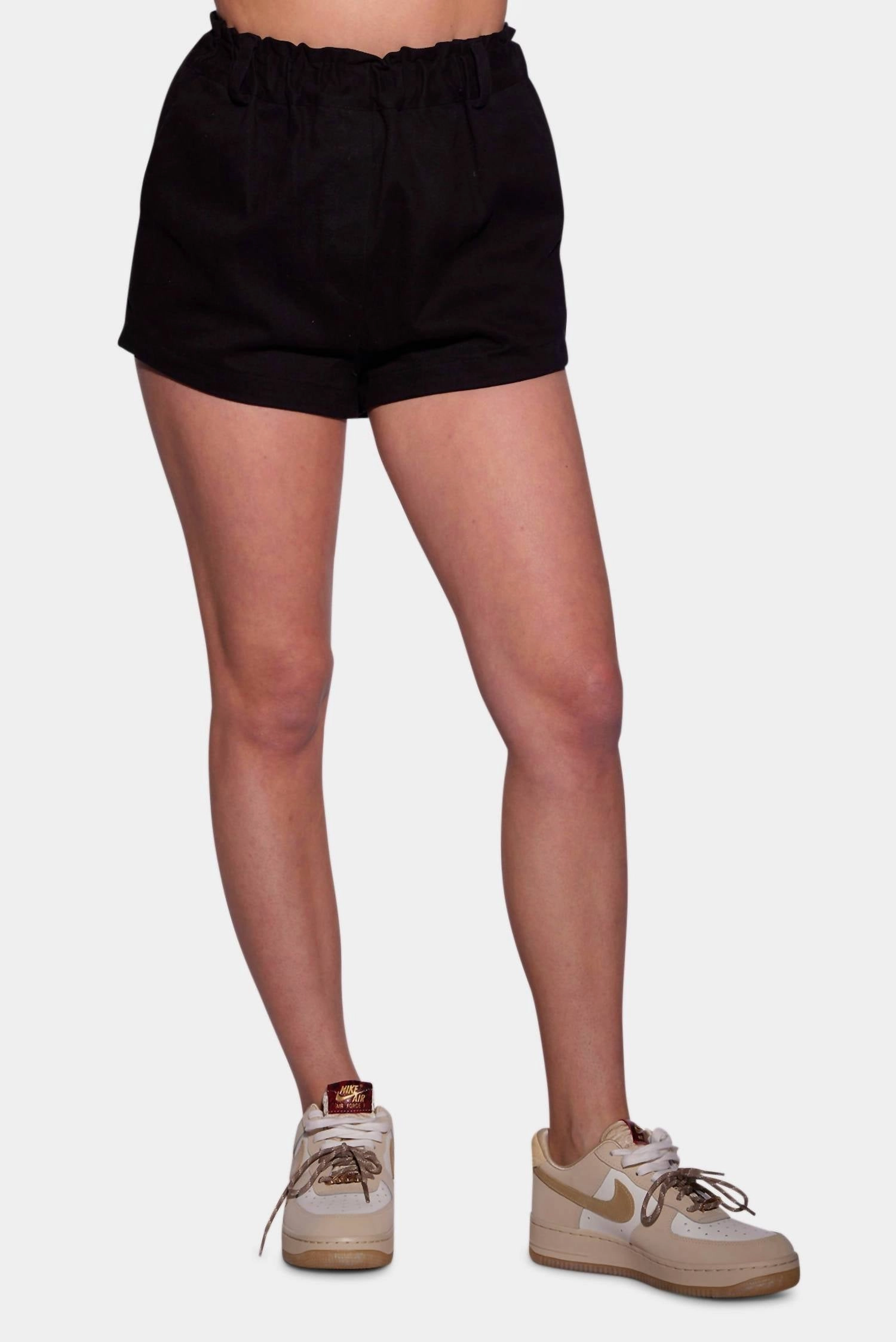 Non Binding Waistline Parker High Waist Shorts In Black