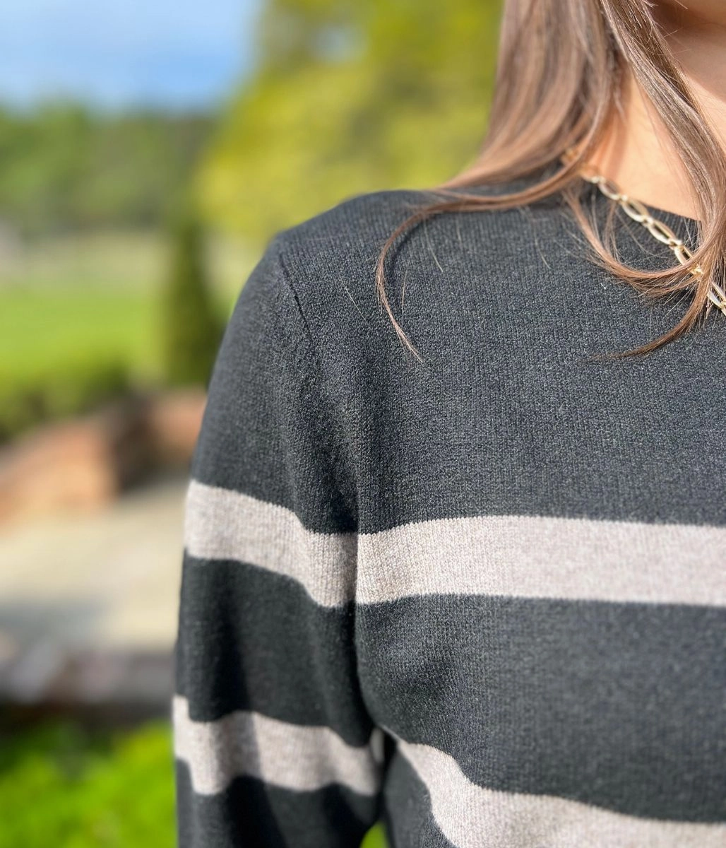 Black Striped Classic Spring Jumper Cozy Wear Design Soft And Comfortable