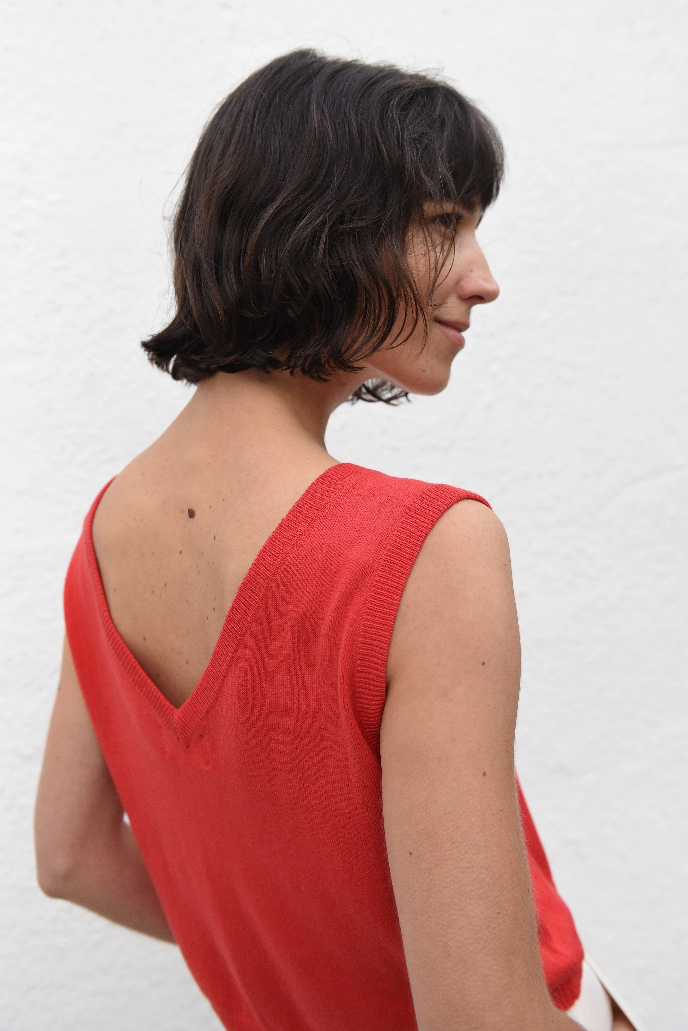 Premium Quality Lightweight Comfort Flora Knit Top Poppy Red