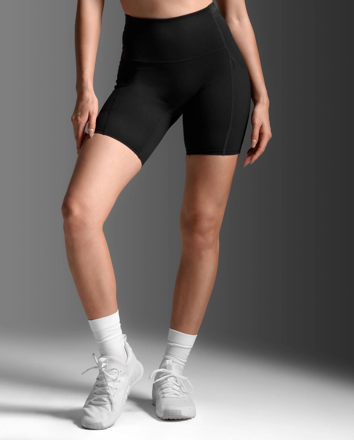 Form Stash Hi-Rise 6" Compression Short with Pockets Adjustable Fit ReflectiveAccents