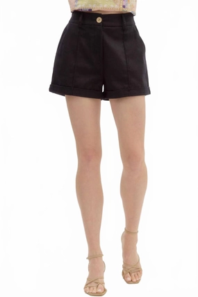 slim fit Outdoor Ready Women's Cuffed Shorts In Black