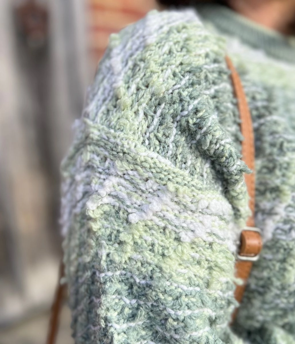 Green Textured Patterned Jumper Comfortable apparel Light Layer