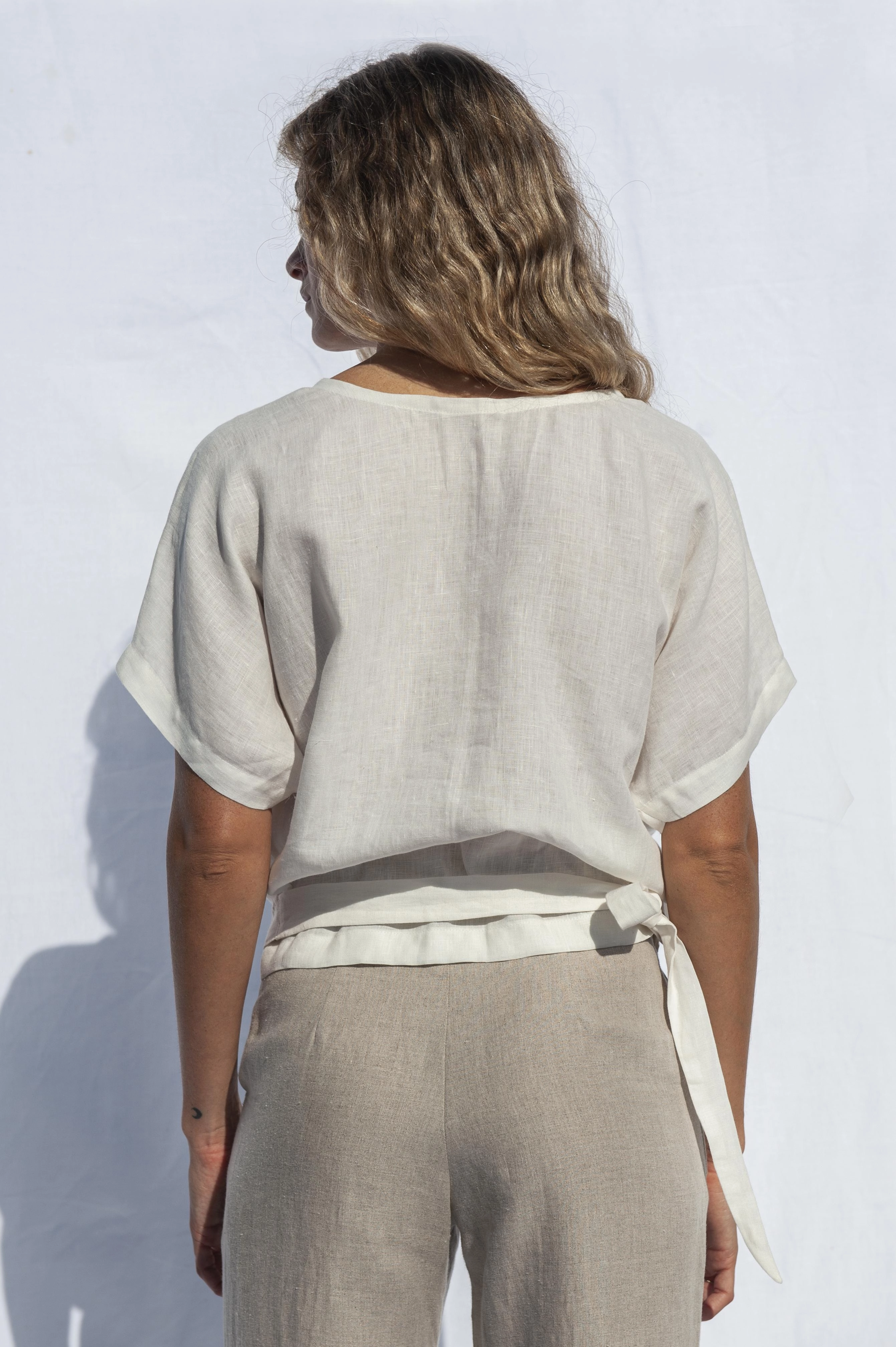 Outdoor Adventure Weekend Adventure Greta Wraptop Ecru