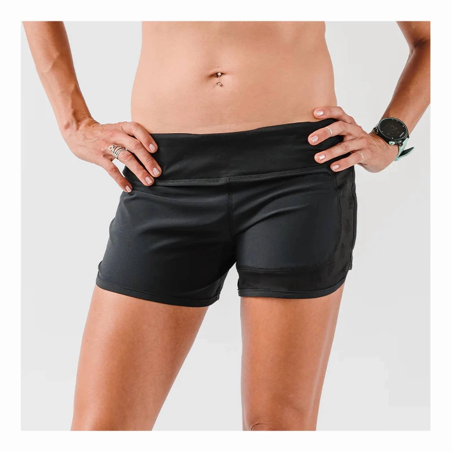 Hopper 4" Short In Black Easy Care Material art industry