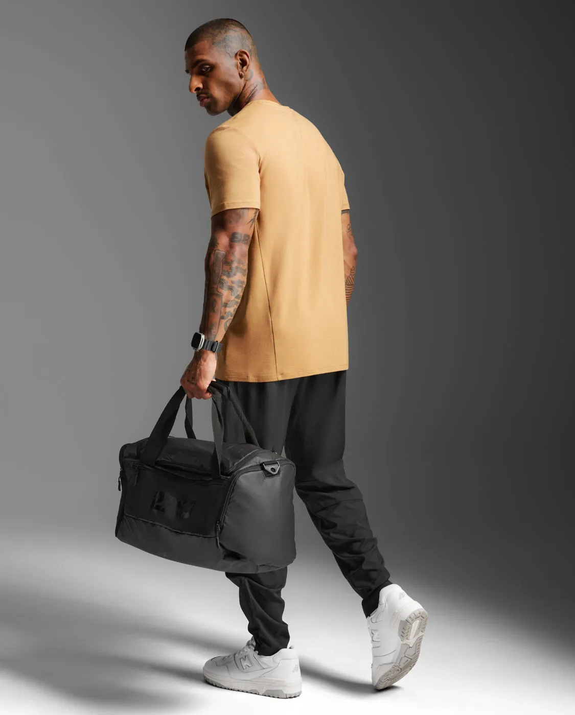 Lightweight Design Embroidered Details Signature Tee