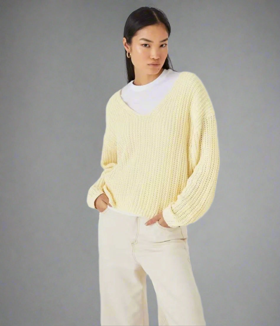 Breathable Design Fit Ivory Slouchy Knit V Neck Jumper