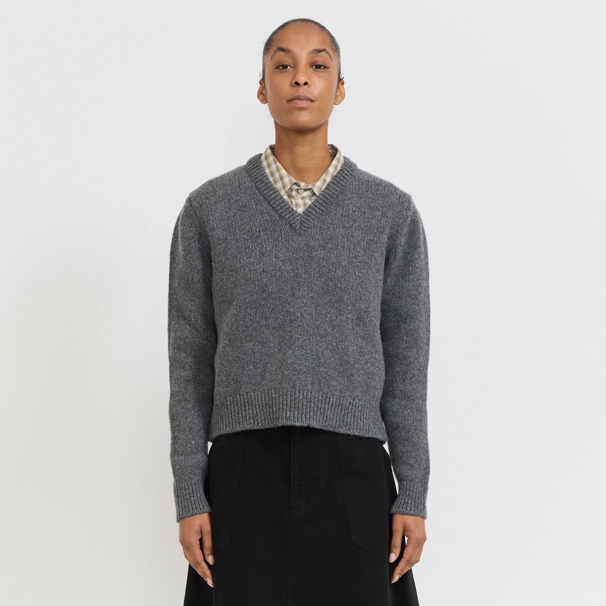 Glenn V-Neck Derby Grey Trendy Look All Day Comfort Design