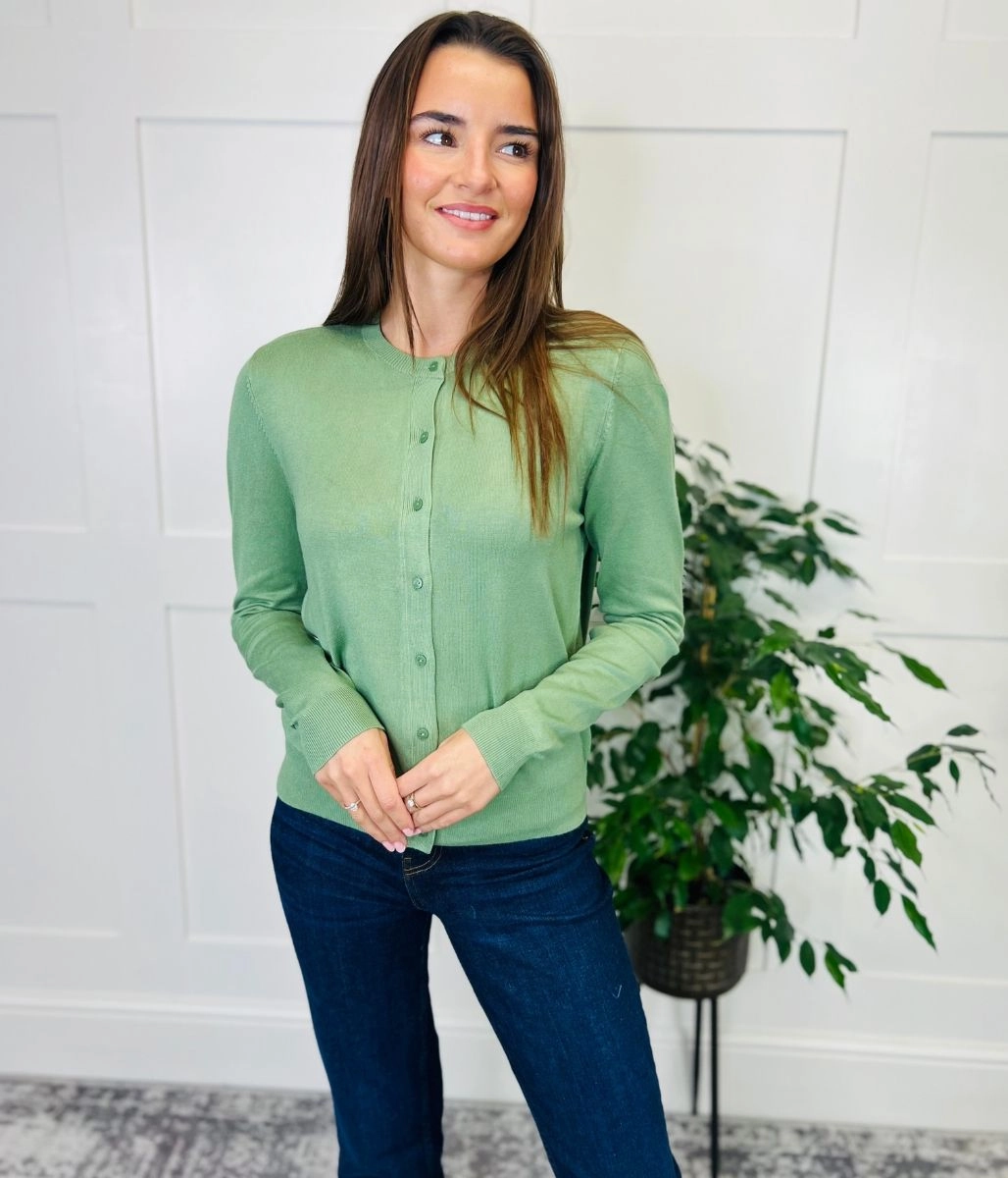 Light Green Classic Round Neck Cardigan Layering Fit