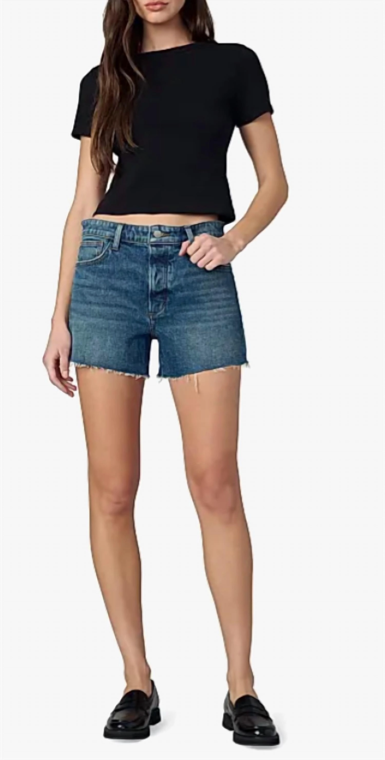 Jessie Relaxed Short In Bad Apple Day Fit Cross Ventilation Channels