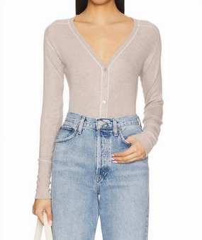 Casual Outfit Lilian Saddle Shoulder V-Neck Cardigan In Taupe Heather/white