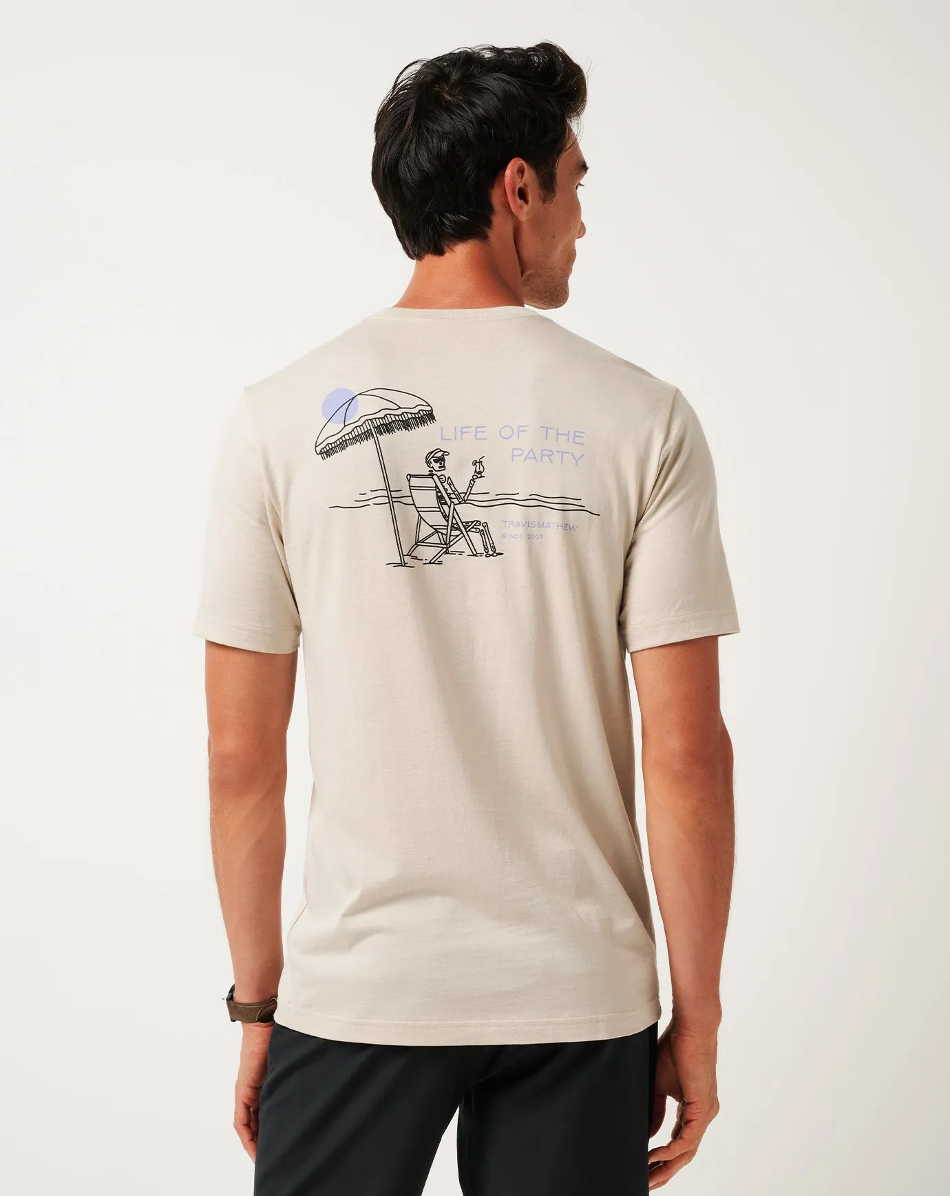 Lost Vacation Tee Active Comfort Layerable Look