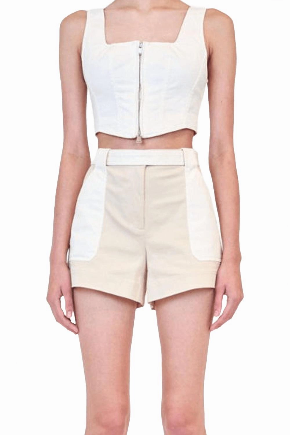 Adjustable drawstring Lourie Belted Shorts In Ivory Multi