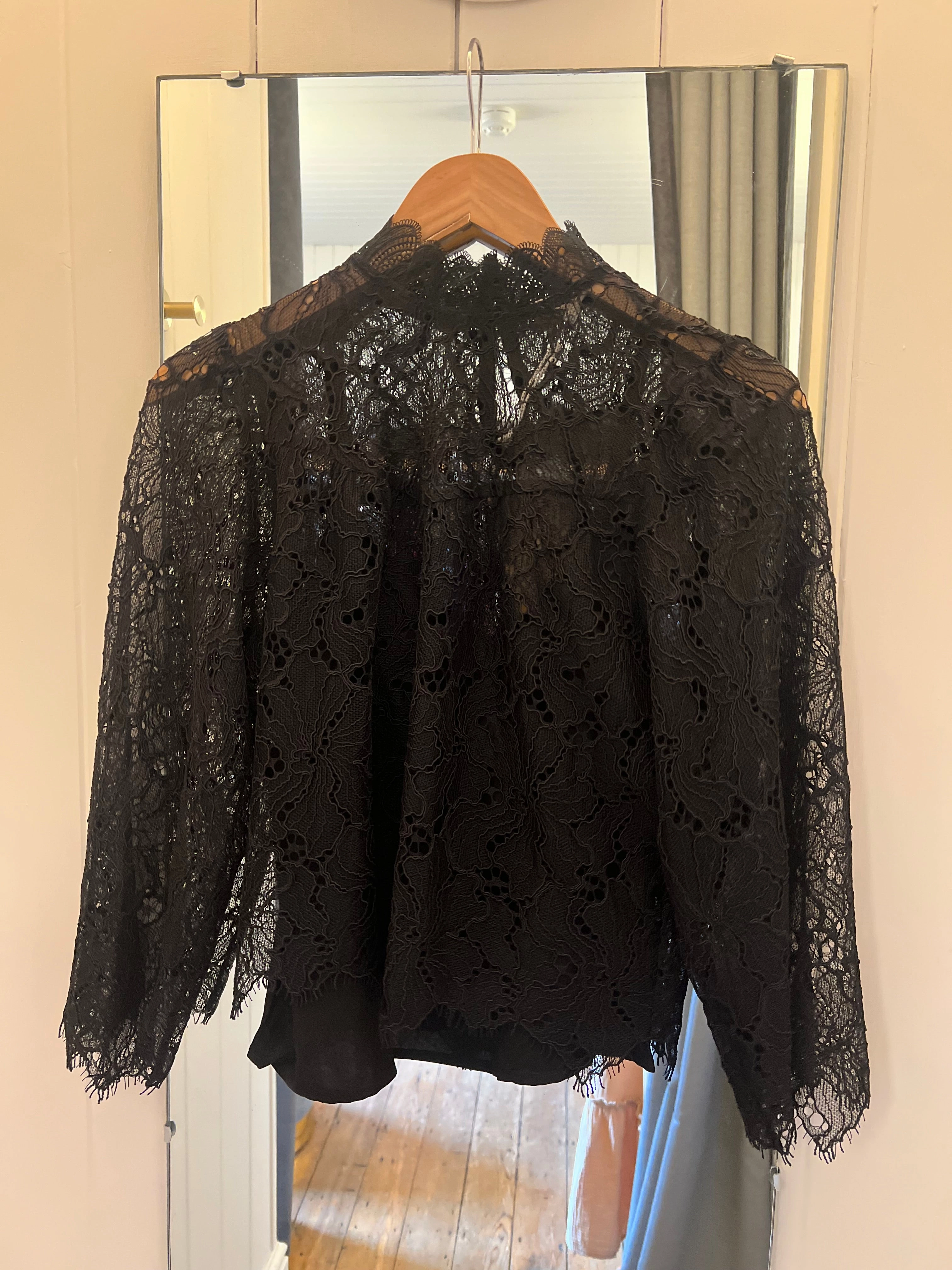 Recycled Polyester Fabric Stretch Fit Engineering Lucia Blouse - Black