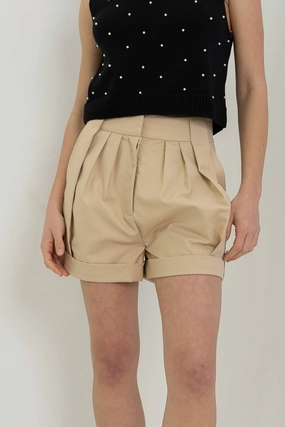 Lynn Pleated Shorts In Beige cardigan