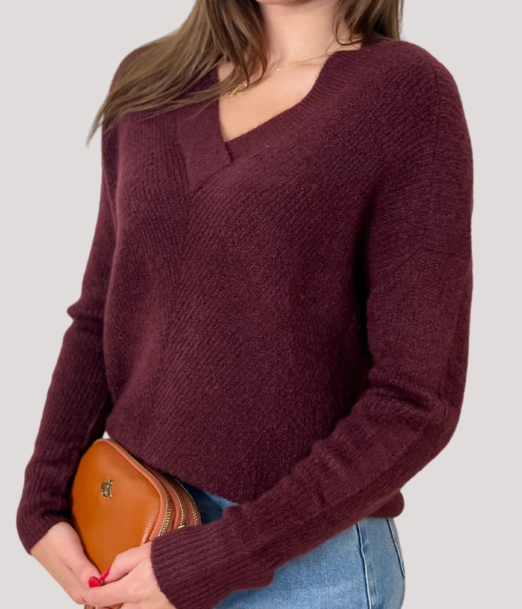 Burgundy Warm Wool Blend Womens Jumper Ergonomic Sleeve Design Thermal Insulation