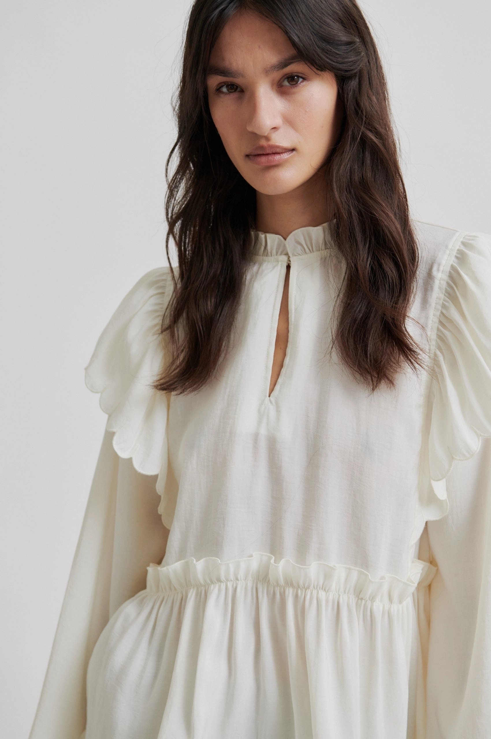 Terra Frill Blouse - Tofu Odor Resistant Finish