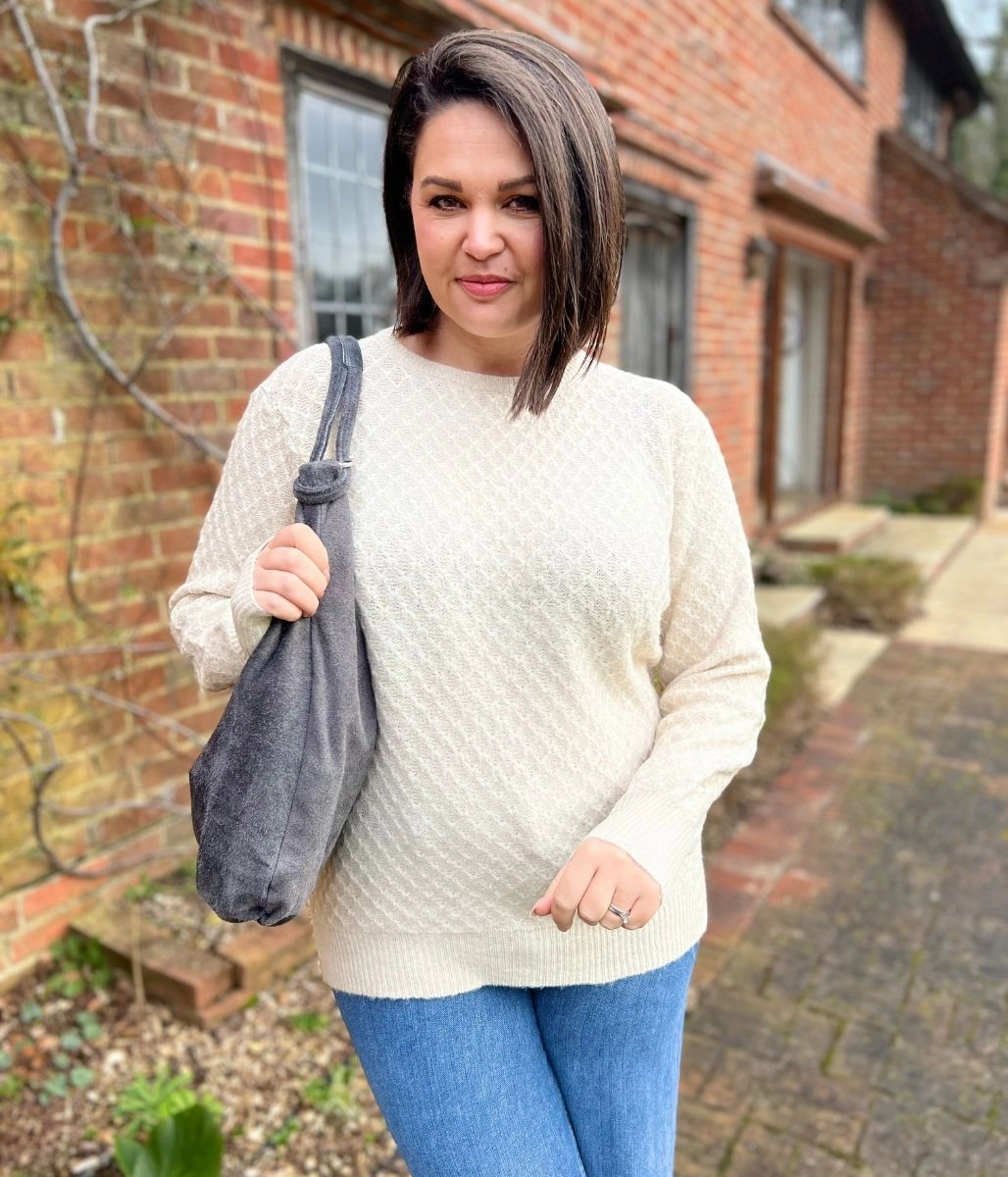 Breathable Layer Fit Oatmeal Textured Diamond Jumper