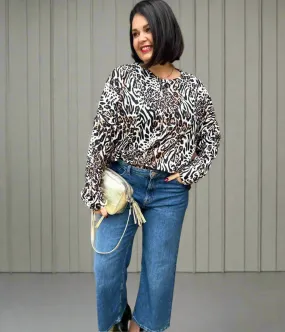 Oversized Leopard Print Batwing Top MultiPanelBreathability Adaptive Fit Technology