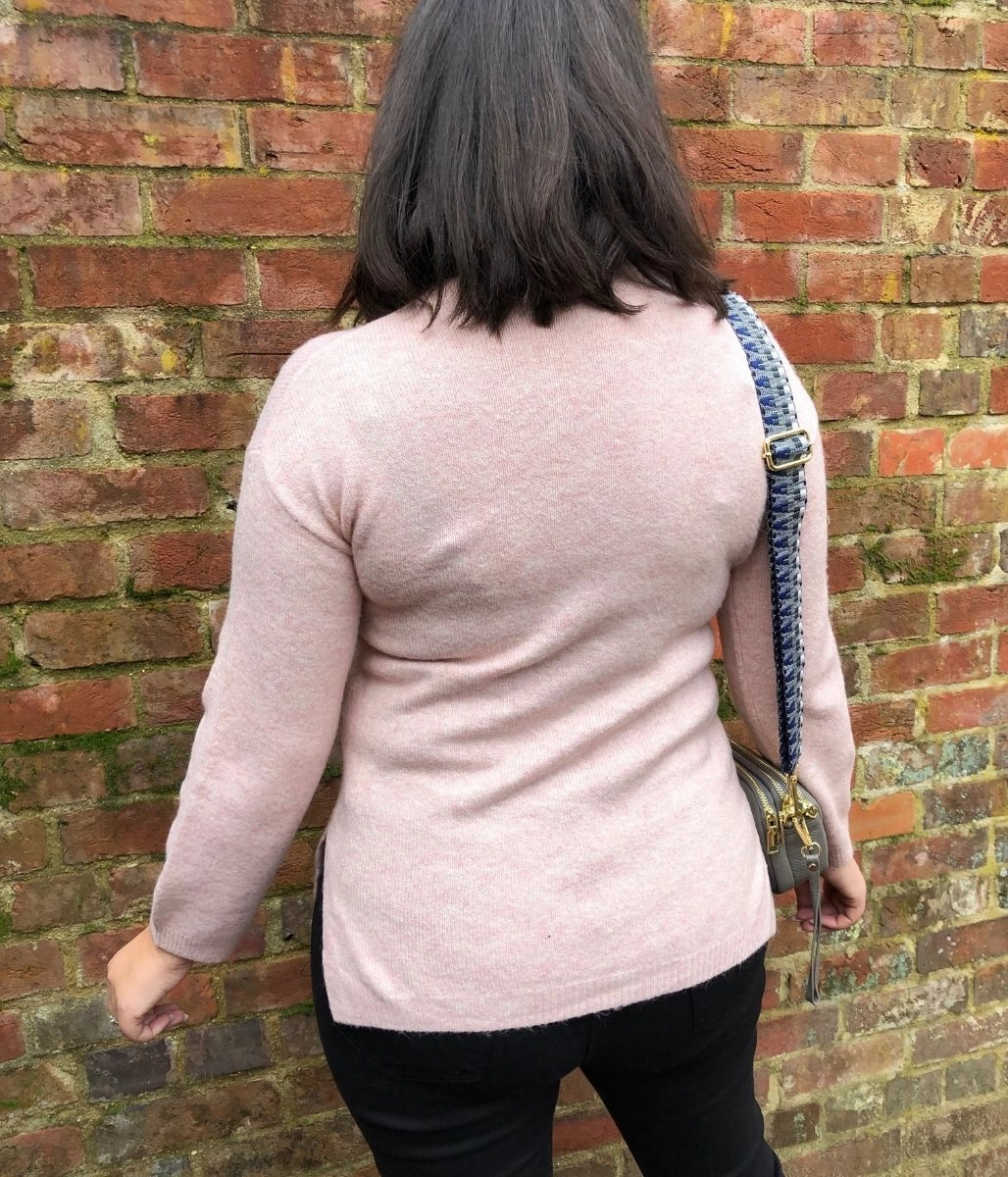 Comfy Wearable Quick Knit Pale Pink Relaxed V Neck Jumper