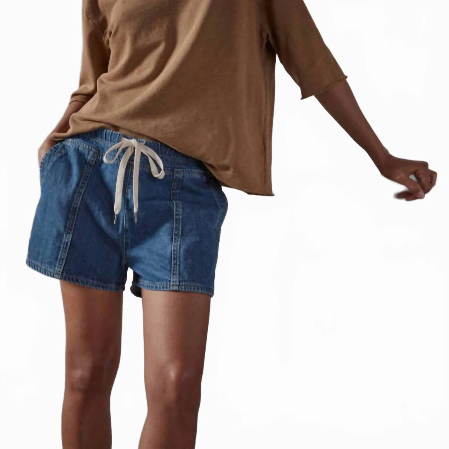 Patch Pocket Denim Short In Dark Indigo Odor-resistant Stretchy Hemline