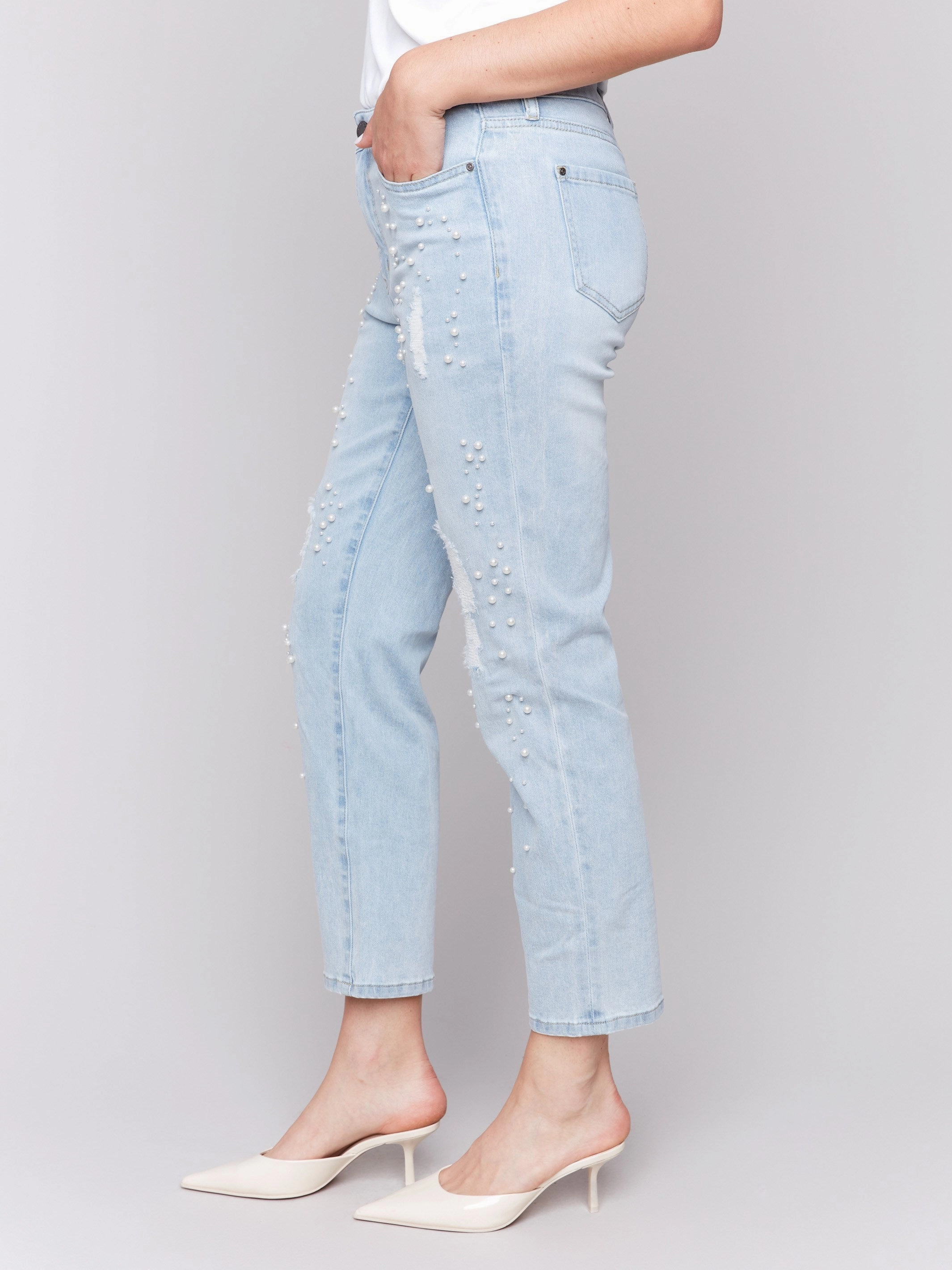 Unisex Wear Elegant Vintage Lover Sustainable Creative Look Pearl Appliqu?? Slim Leg Jeans with Distressed Detail - Light Blue